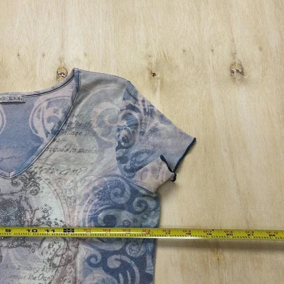 Y2K Xcit U.s.a. Shirt Womens Small Blue Scroll Script Rhinestone V Neck Top - Picture 8 of 9